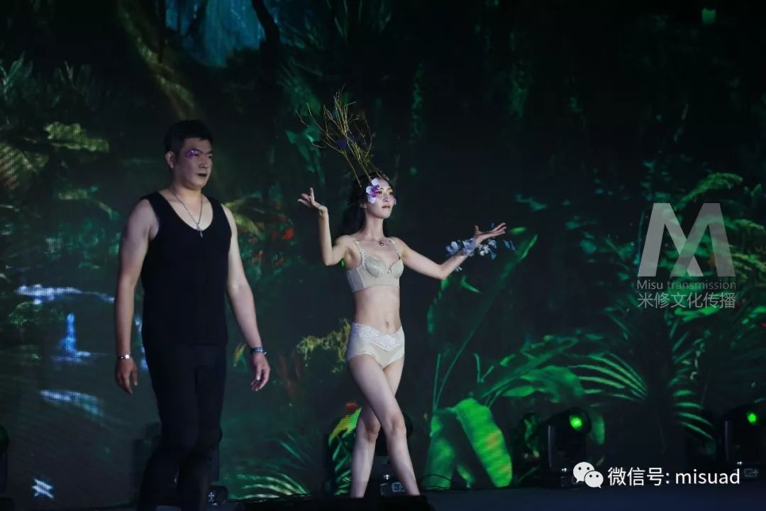 “有愛 有夢 我成功”一一佳萊400萬美體人的最終歸宿業(yè)務(wù)峰會